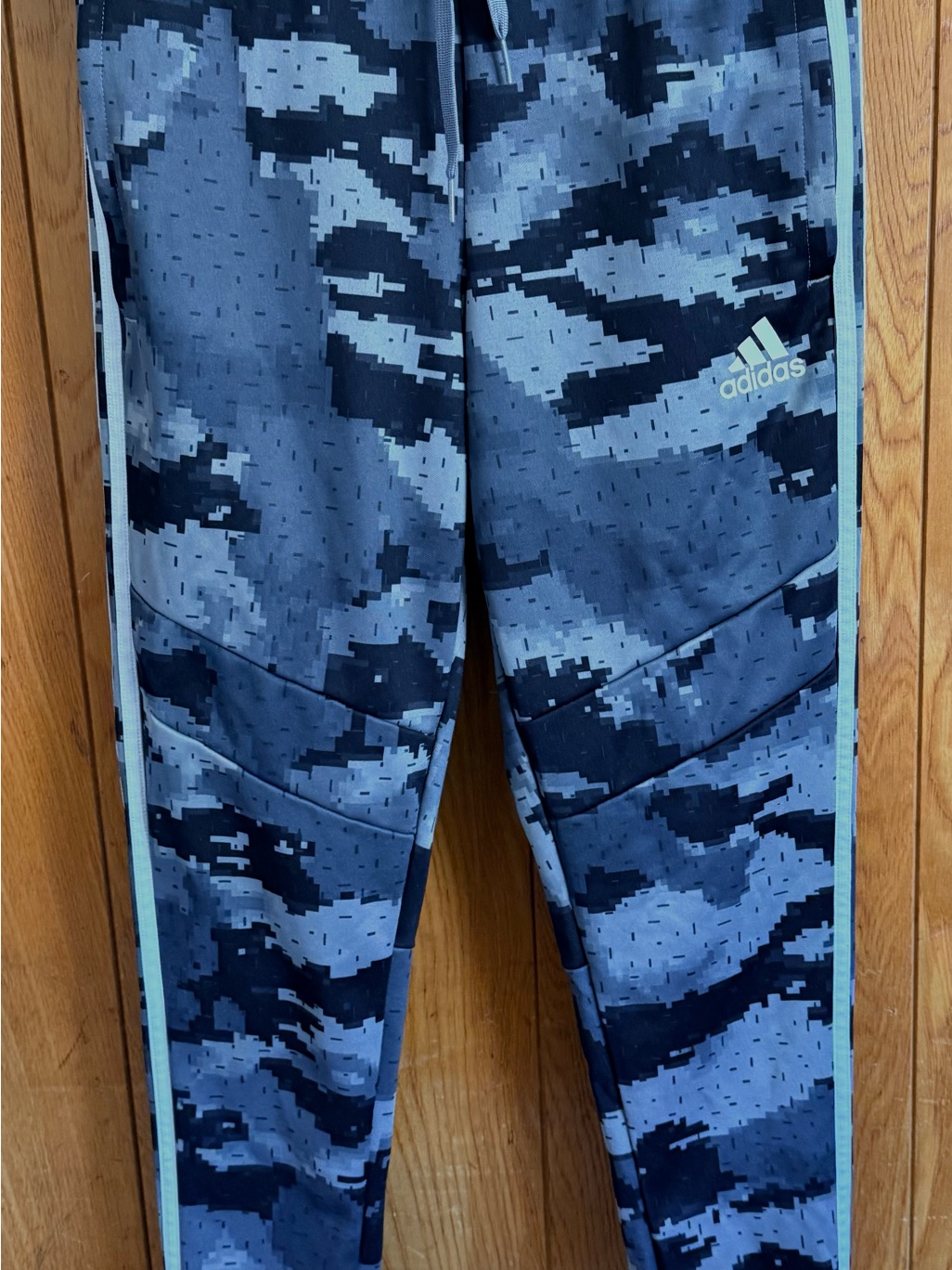 Women’s Adidas Tiro 19 Camo Training Pants. Size Small